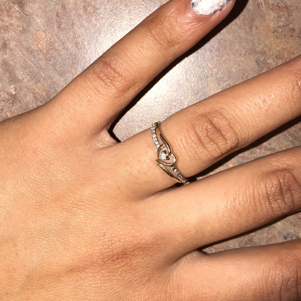 Gold heart ring